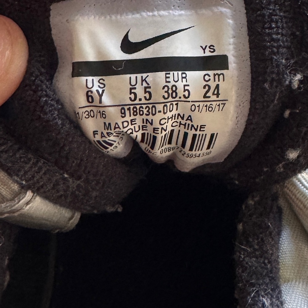 Nike air max 97 sliver bullets women’s sneakers running 7.5 - Picture 6 of 6